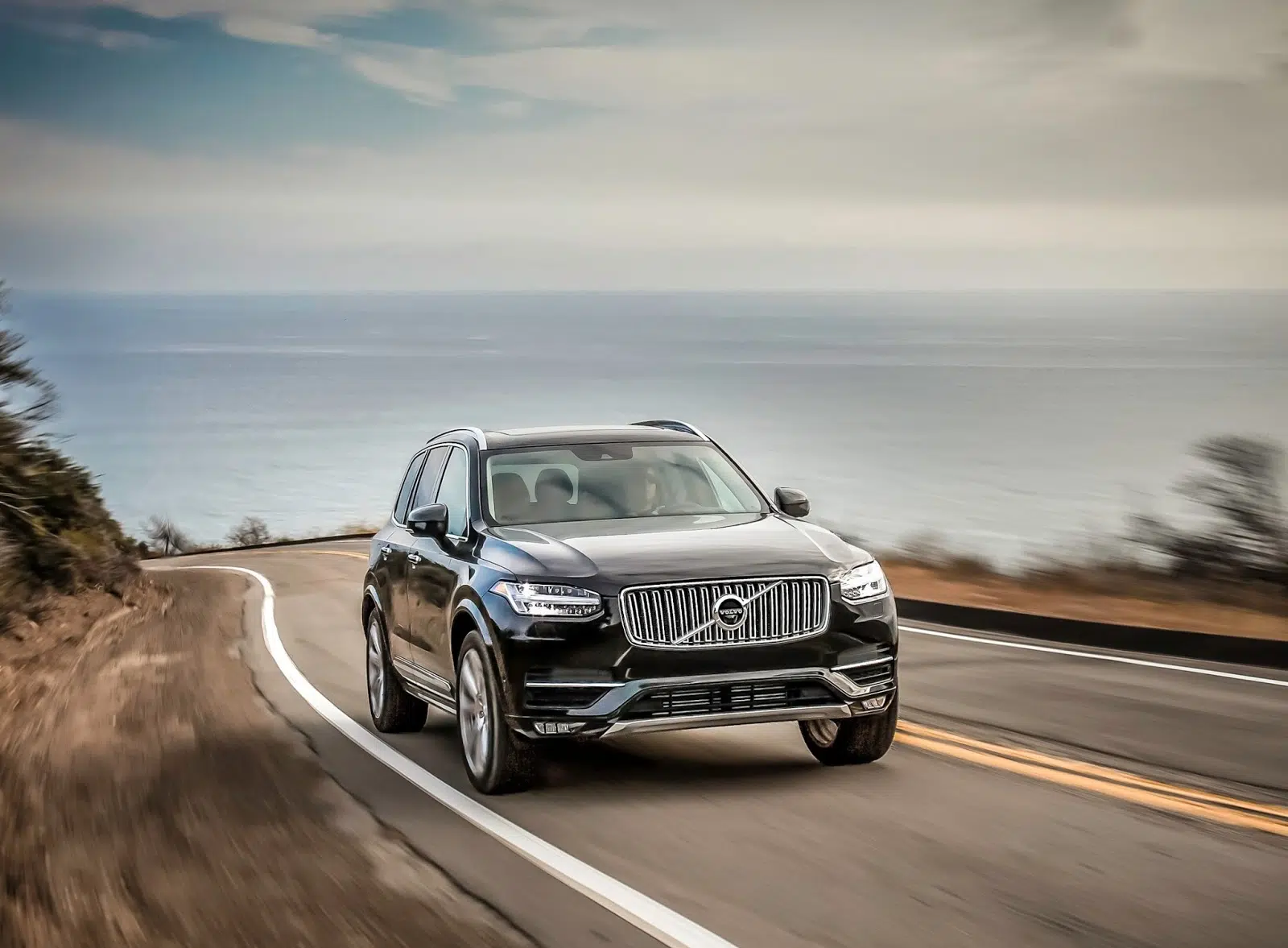 VOLVO2BXC90 a Volvo's international sales record for the third year in a row!