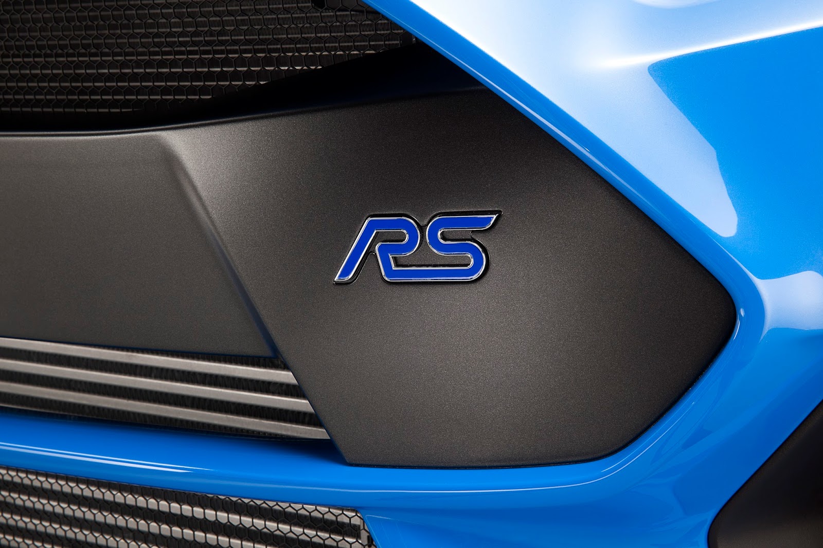 16FordFocusRS 10 HR Ford Focus RS Option Pack Edition : Το τέλειο βελτιώθηκε!