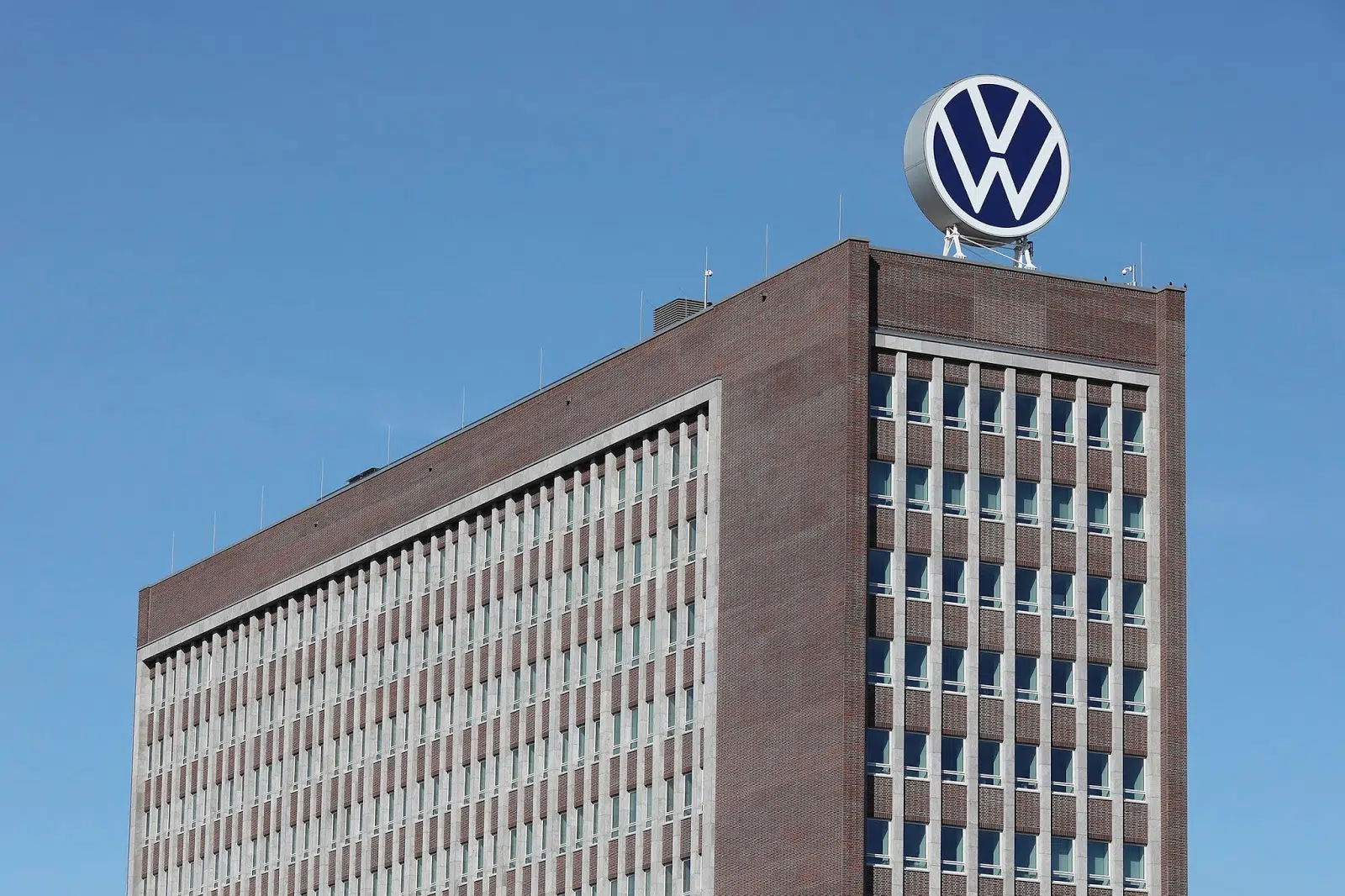 VOLKSWAGEN WOLFSBURG Η Volkswagen στην πρώτη θέση στην Ευρώπη και το 2021
