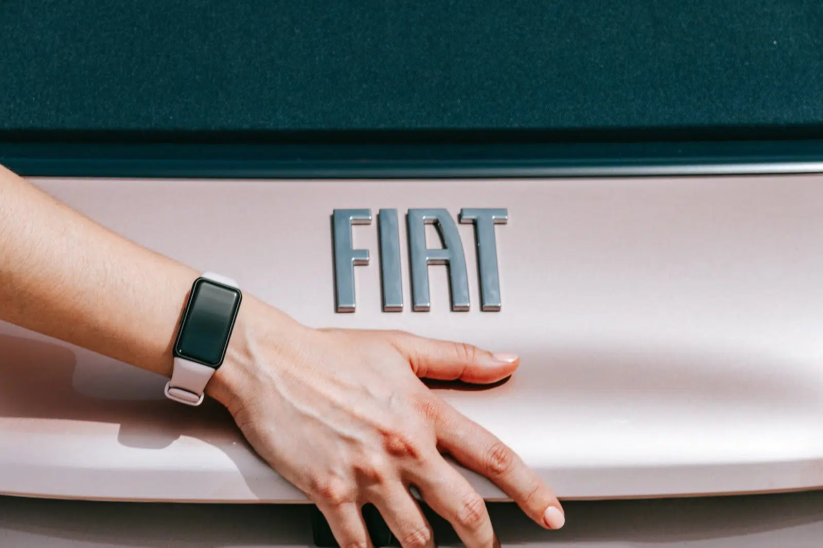 20210507img 2838 609cf1810861a 1 Honor Band 6 & Fiat 500e : Style and Technology with a focus on people