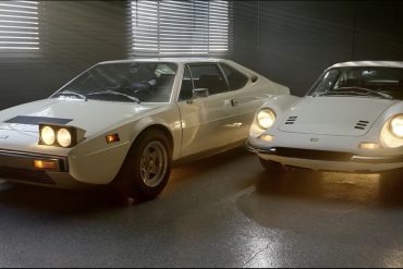 AC3577F3 AC4C 403B B37B 57A4867CD738 Dino 246 GT et 308 GT4 : L'esprit Ferrari avec une marque différente (Vidéo)