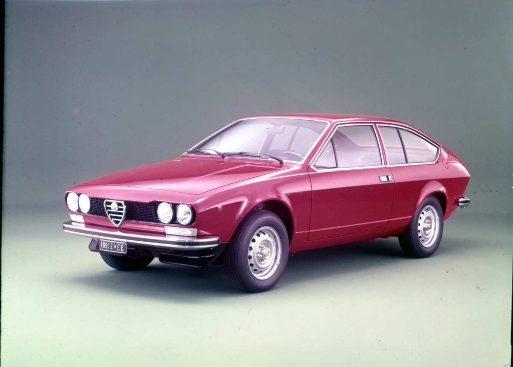 2404311 99hju7garq Η Alfa Romeo γιορτάζει την επέτειο δύο σημαντικών μοντέλων