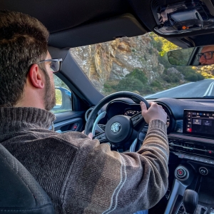 IMG 5915 Οδηγούμε Alfa Romeo Tonale 1.3 PHEV eQ4 280 PS: Η «ντίβα» ηλεκτρίζει (Βίντεο)