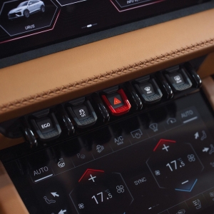 653097 Αυτό είναι το πρώτο plug-in υβριδικό SUV της Lamborghini