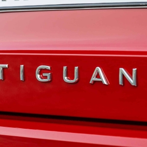 GKI 1759 scaled VW Tiguan R-Line