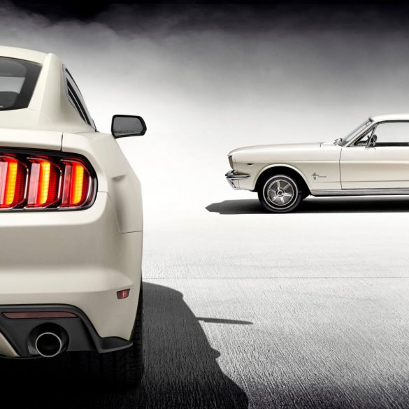 Mustang GT 2015 50th Anniversary Edition 60 ans de Ford Mustang : une icône automobile mondiale dans la nouvelle ère Ford