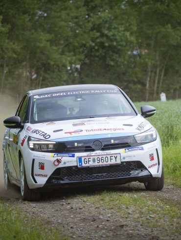ELERallyADACOpelOpelElectricRallyCup4 ELE Rally: exciting night-time stages in the ADAC Opel Electric Rally Cup
