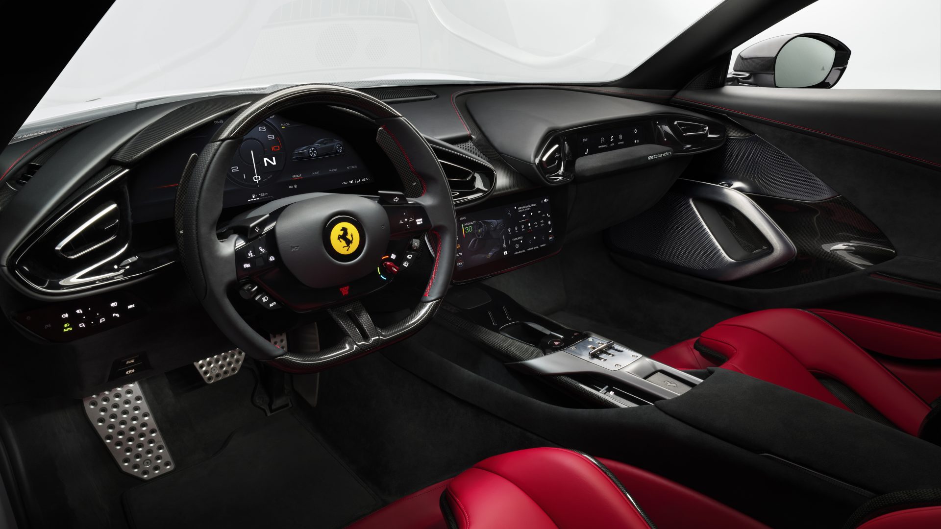 New Ferrari V12 ext 09 white media c732d287 117a 4290 a39e 29e7ad9704cf Ferrari 12Cilindri : Μια σύγχρονη Daytona