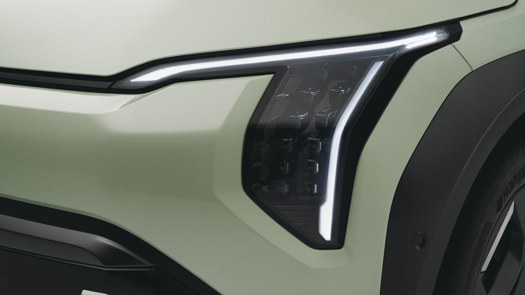 kia ev3 gtline aventurinegreen detail digital 1920x1080 006 Νέο Kia EV3: Θέτει νέα πρότυπα στην κατηγορία των compact ηλεκτρικών SUV