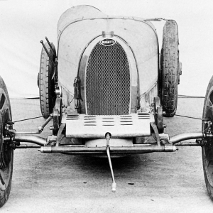 15 BUGATTI T35 100th Anniversary Bugatti Type 35: Μια Διαχρονική Έμπνευση