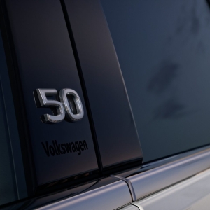 Golf Edition 50 2 Volkswagen Golf: Το Best Seller κλείνει τα 50 με επετειακό μοντέλο