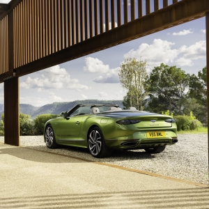 New Continental GTC Speed 5 Ευρωπαϊκό ντεμπούτο για την ολοκαίνουργια Bentley Continental GT Speed