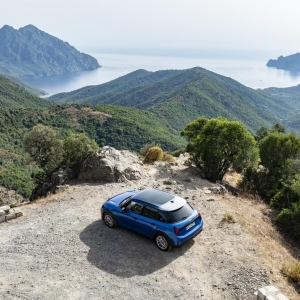 P90559977 highRes Το νέο 5θυρο MINI Cooper S: Περισσότεροι χώροι και άφθονη διασκεδαστική οδήγηση